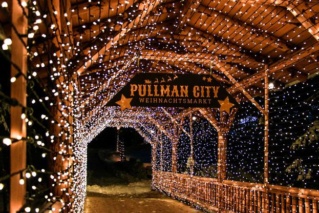 © Pullman City